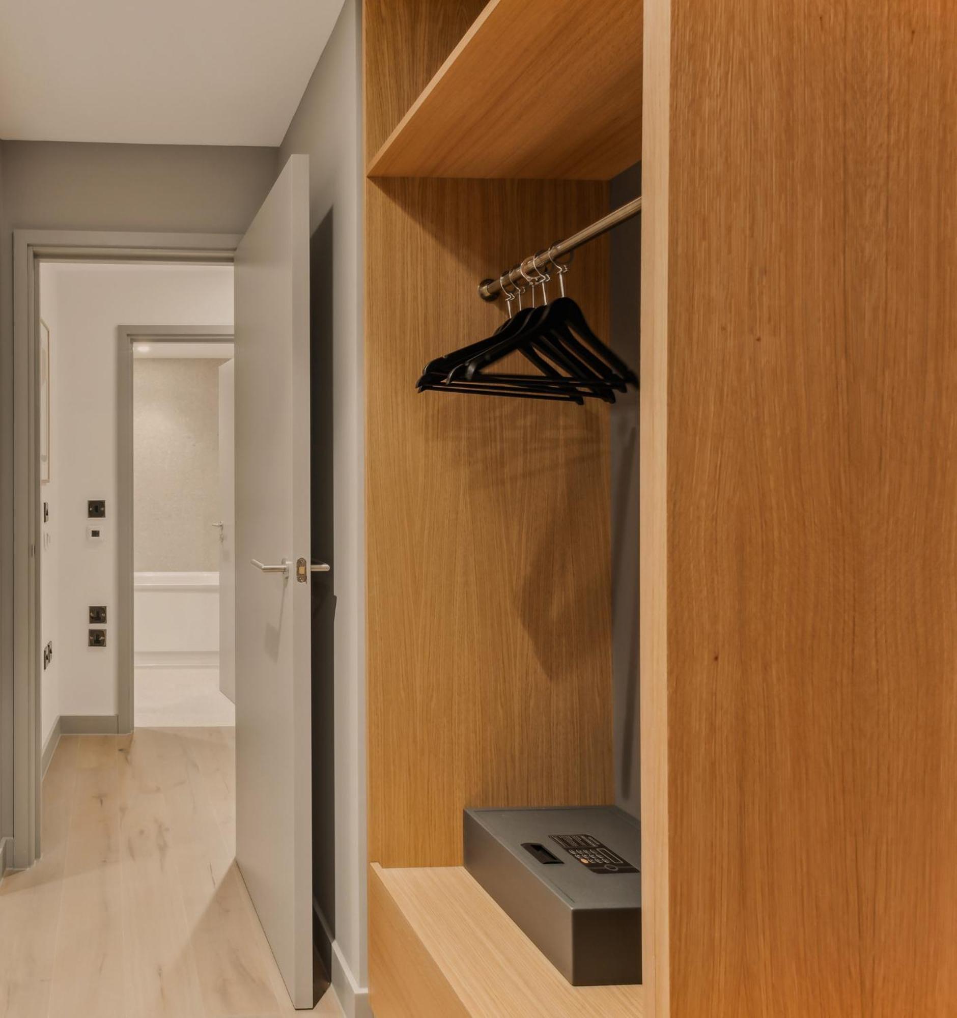 The Marloes Aparthotel Лондон Екстериор снимка